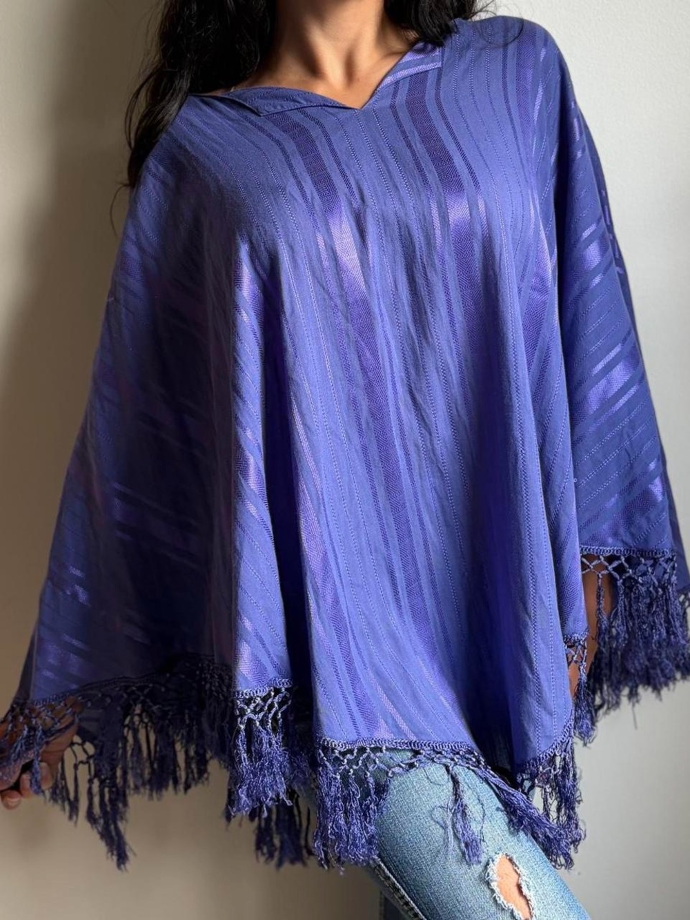 Roaman’s Purple V-Neck Fringe Poncho Size XL